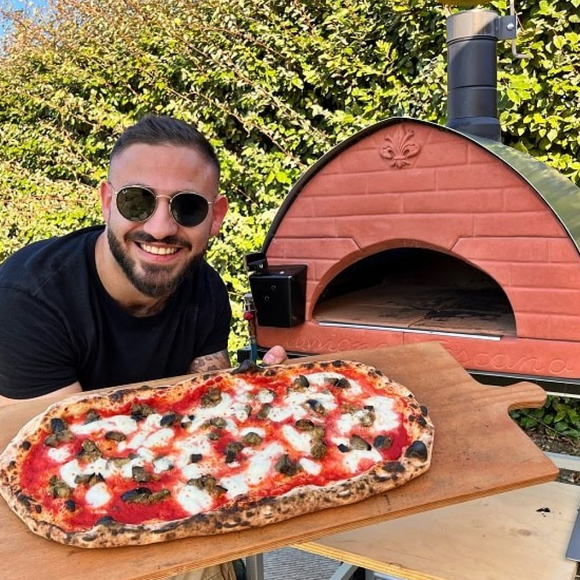 Pizza Party® Passione Dual Wood & Gas 4 Pizza Oven
